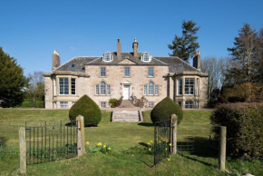 Cairnbank House